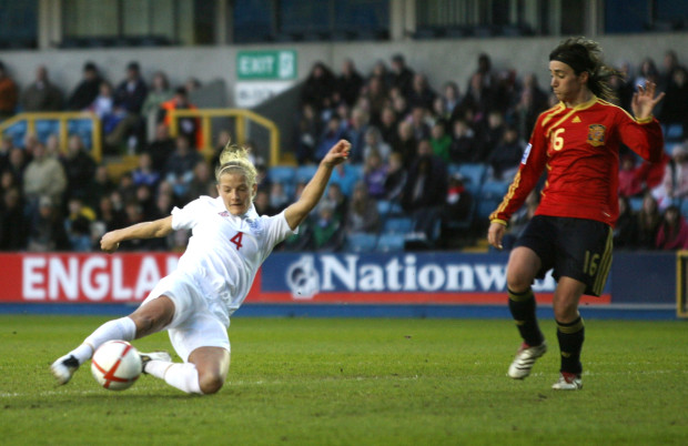 Katie Chapman in action for England (Picture: Action Images / Steven Paston)
