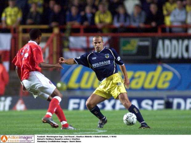 Football - Worthington Cup , 2nd Round , Charlton Athletic v Oxford United , 1/10/02 Oxford's Matthew Bound in action v Charlton Mandatory Credit:Action Images / David Slater